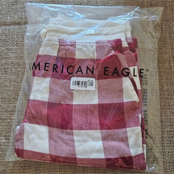 NWT American Eagle Flannel Jogger PJ Pants - Picture 1 of 2